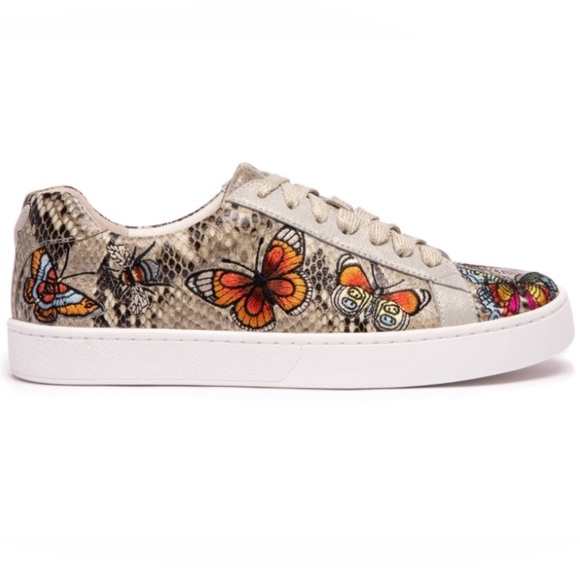 Johnny Was Butterfly Sneakers Size 6 - Picture 1 of 9